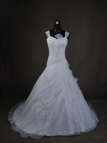 Abito da sposa classico Mod. Maria Violante